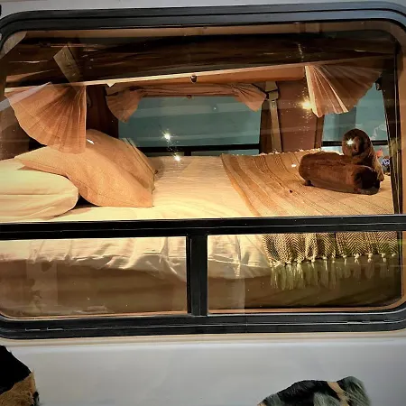 ホテル Urban Glamping *