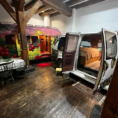 Hotel Urban Glamping *