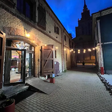 Urban Glamping